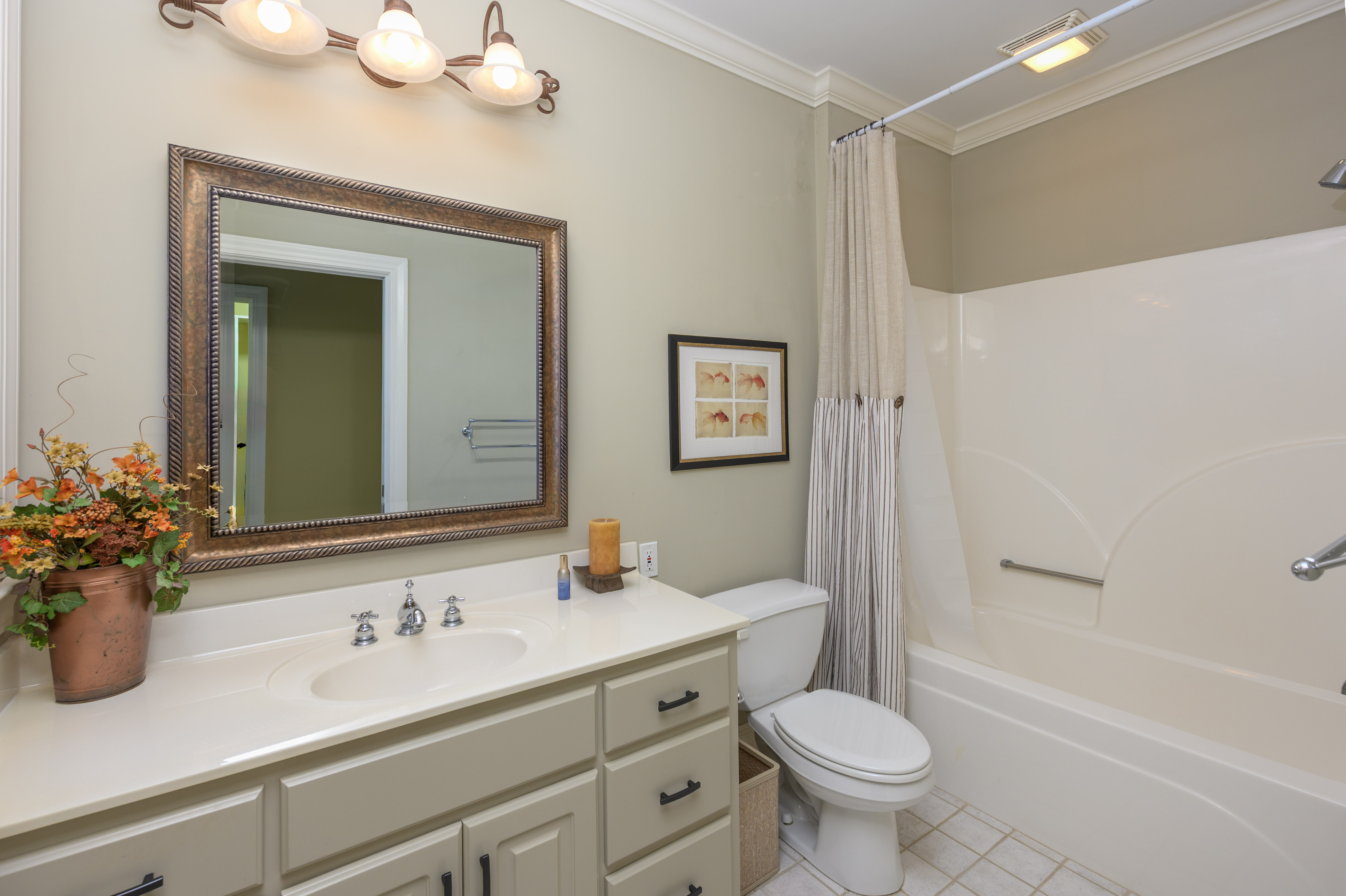 1071 Olde Chapel Lane image 32